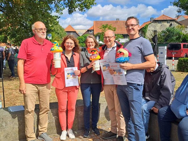Bild vergr&ouml;&szlig;ern: Enten-Rennen: Piet auf der Überholspur