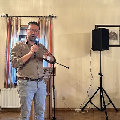 Bild vergr&ouml;&szlig;ern: Wechsel im Samtgemeinderat - Pastor Oliver Flanz